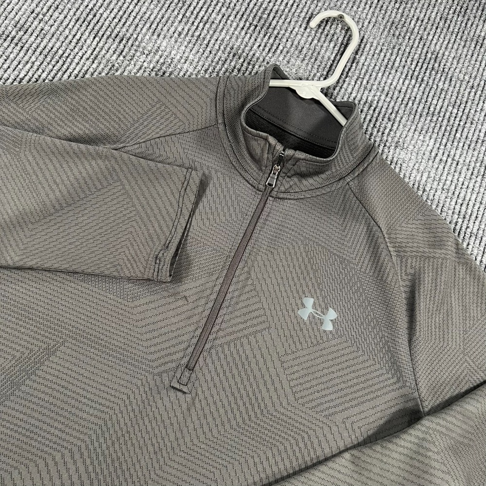 Under Armour HeatGear Pullover Womens Large Gray Pattern Long Sleeve 1/4 Zip